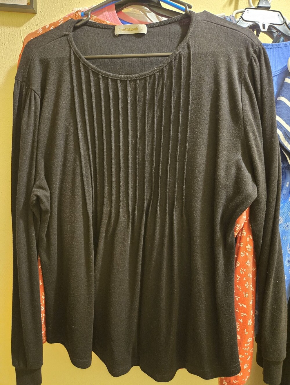 EUC (Worn 1x) XL Women's Long-Sleeved Blouse, Black